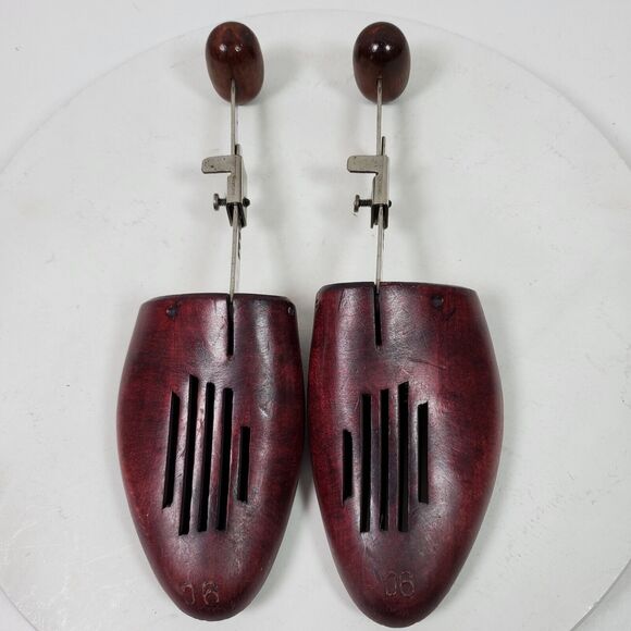 Vintage 1950s Mens Wooden Shoe Forms 9C Shoe Tree Useful Display Excellent Gift - Picture 1 of 5